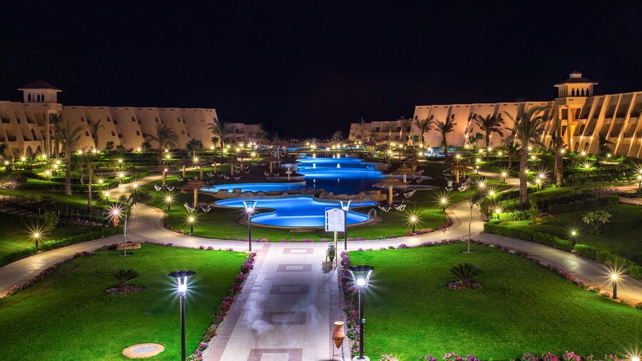 Jasmine Palace Resort & Spa