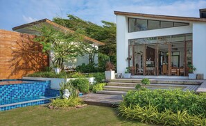 Outdoor banquet area - Wendy The Pool Resort (Ko Kood)