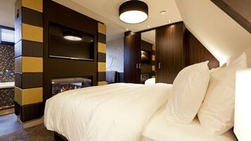 Suite Eksekutif (Vredespaleis) | Minibar, brankas, setrika/meja setrika, dan Wi-Fi gratis