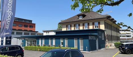 Bagian depan properti