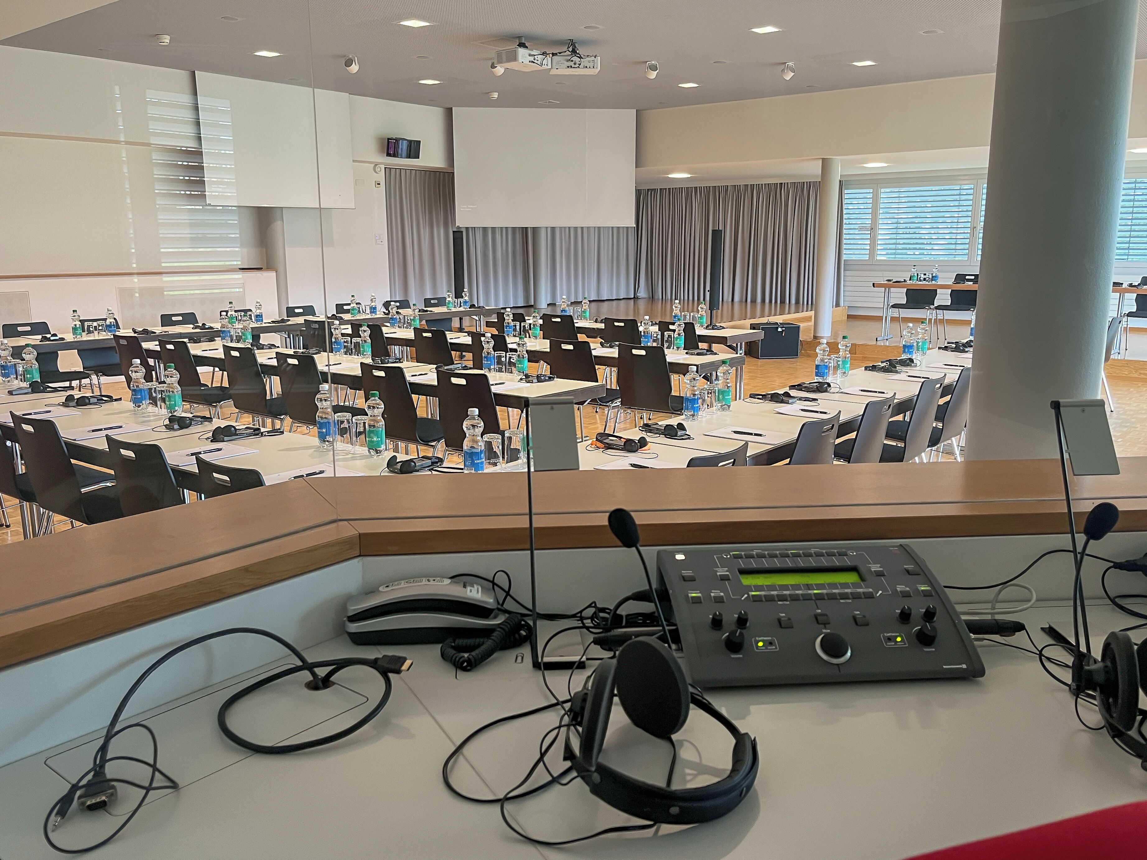 Meeting facility