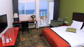 Superior Room | In-room safe, desk, iron/ironing board, cribs/infant beds