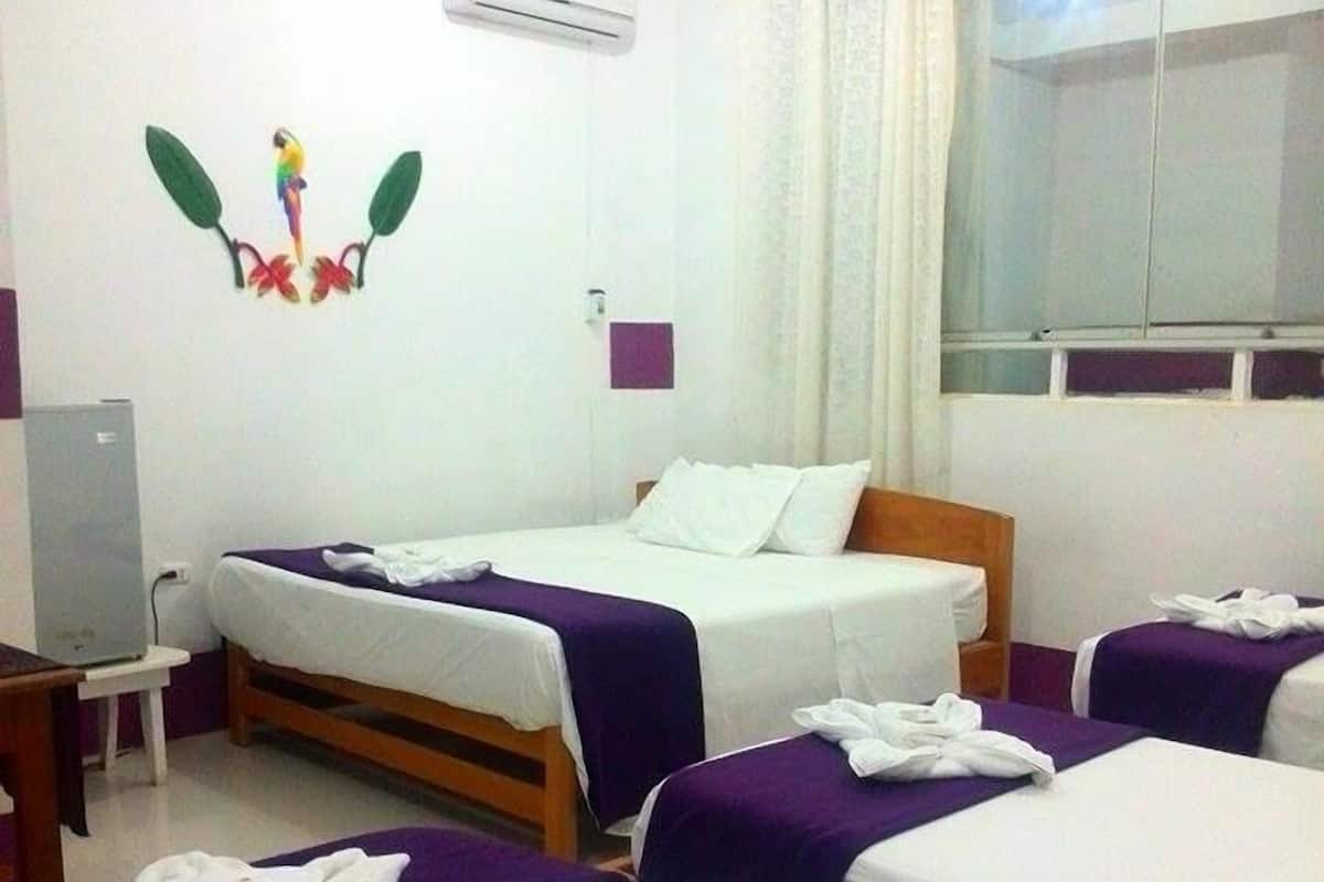 Quadruple Room | 1 bilik tidur, peralatan tempat tidur premium, bar mini