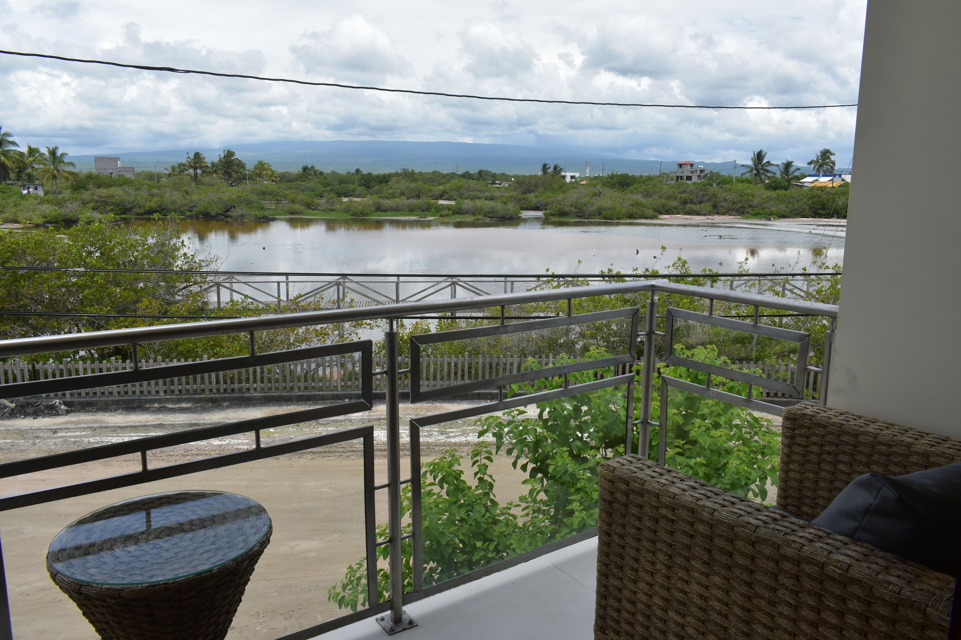 superior room, 1 king bed, lake view | balcony