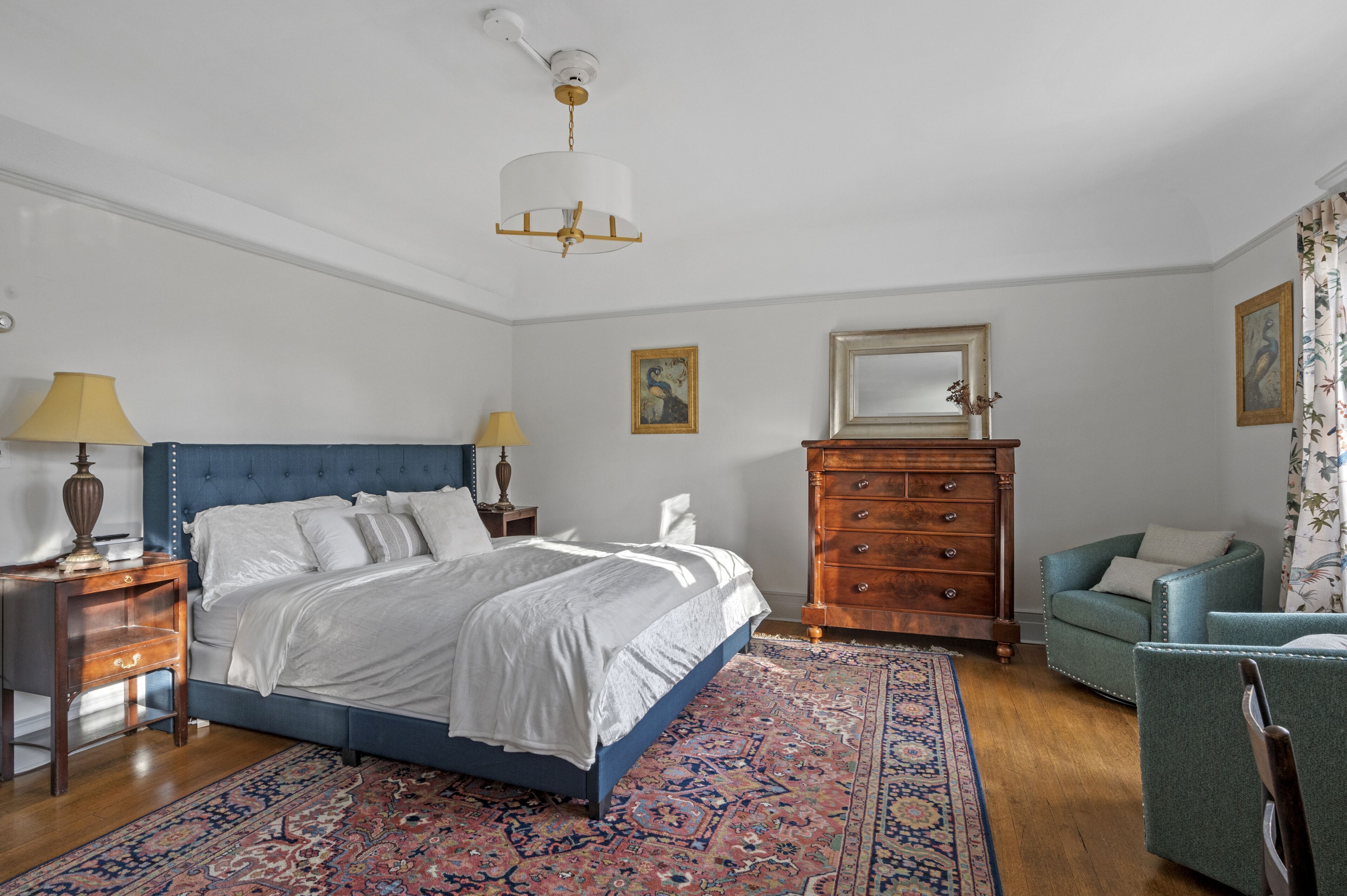 Wifi gratis y ropa de cama 