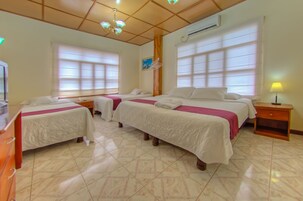 Quadruple Room | Individually decorated, individually furnished, bed sheets