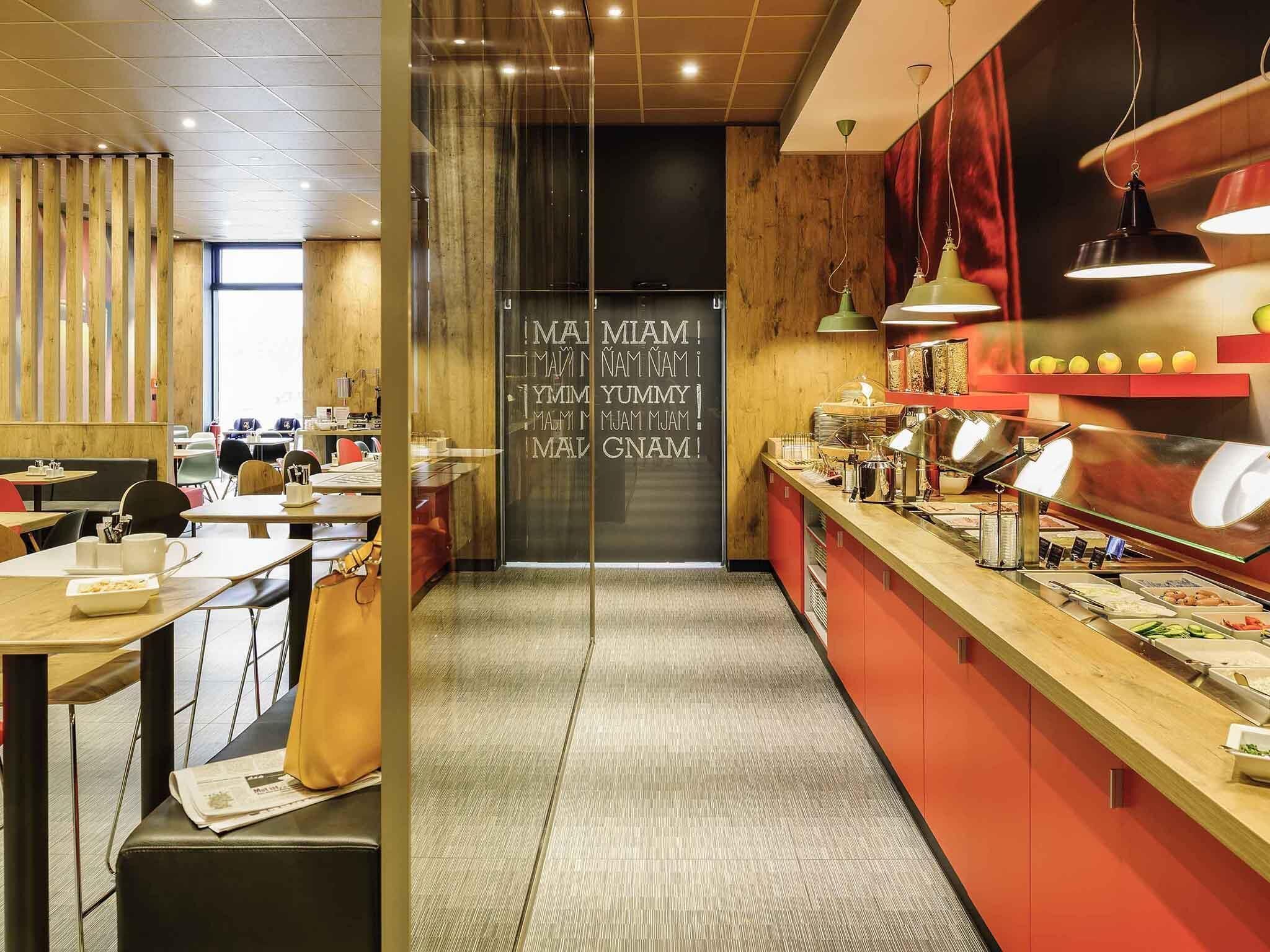 daily buffet breakfast (eur 17 per person)