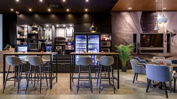 Bar (in der Unterkunft)