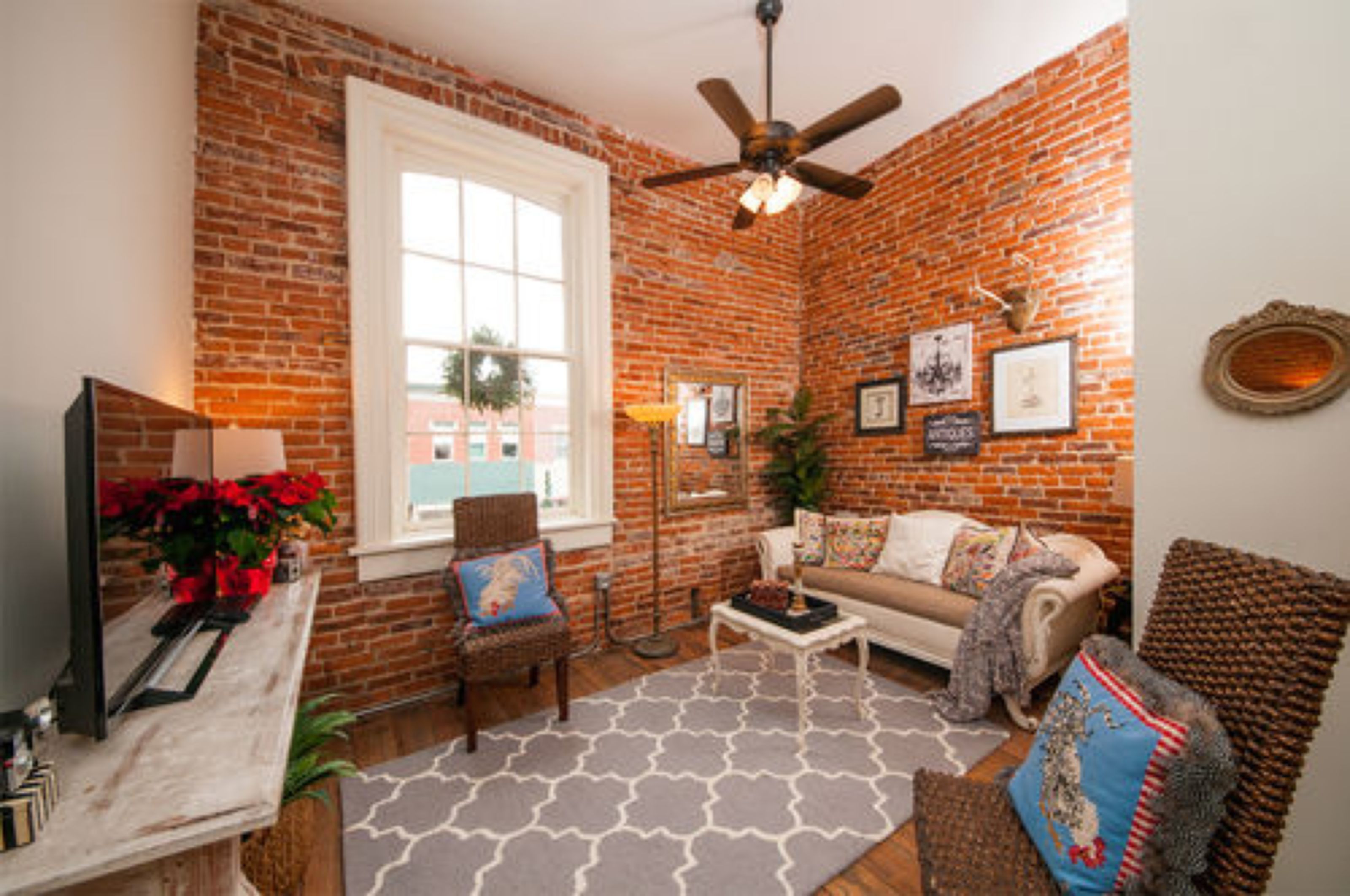 Habitación, 1 cama King size (New Orleans) | 1 habitación, ropa de cama de alta calidad y escritorio 