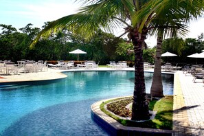 Unclassified image, 2 of 35, button - Riverside Hotel (Lauro de Freitas)