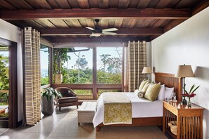 Egyptian cotton sheets, premium bedding, free minibar items