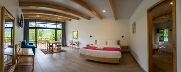 Signature Cabin, 1 King Bed with Sofa bed, Hot Tub, Mountain View | In-room safe, desk, free WiFi, bed sheets
