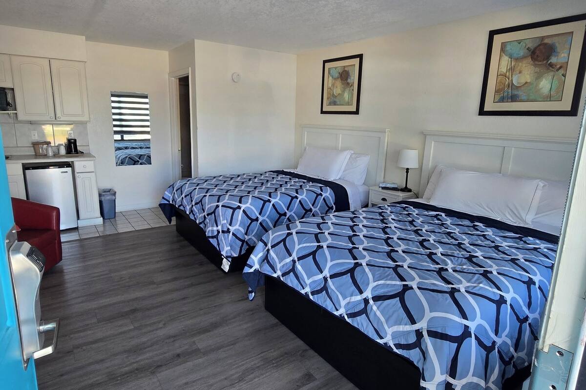 Room, 2 Queen Beds, Non Smoking | 1 bedroom, iron/ironing board, free WiFi, bed sheets