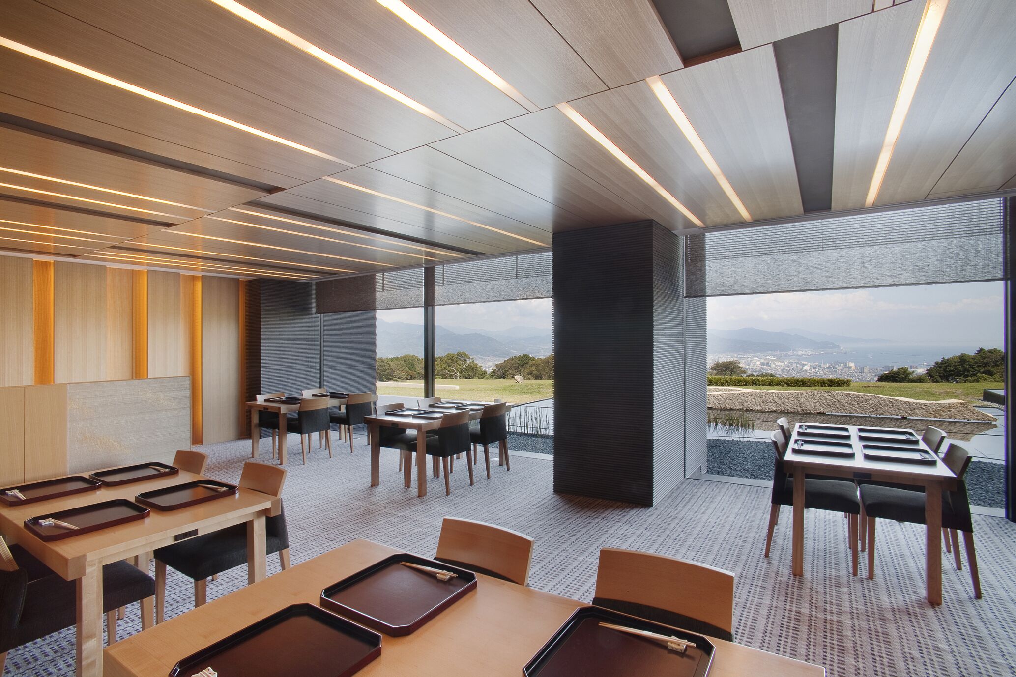 2 restaurants, breakfast, lunch, dinner served; japanese cuisine