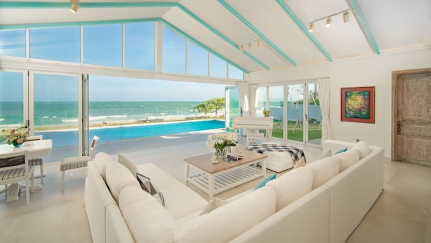 Villa, 4 soverom | Utsikt mot strand/hav