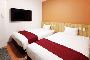 Twin Room, Non Smoking | Desk, iron/ironing board, free WiFi, bed sheets - Sasebo Green Hotel (Sasebo)