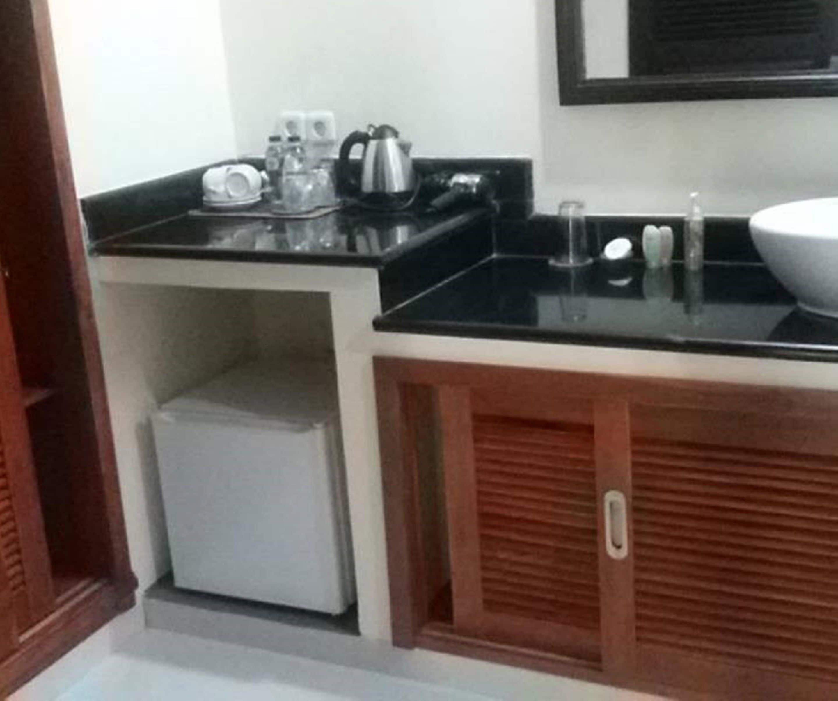 superior double or twin room, 1 bedroom, terrace, pool view | room amenity