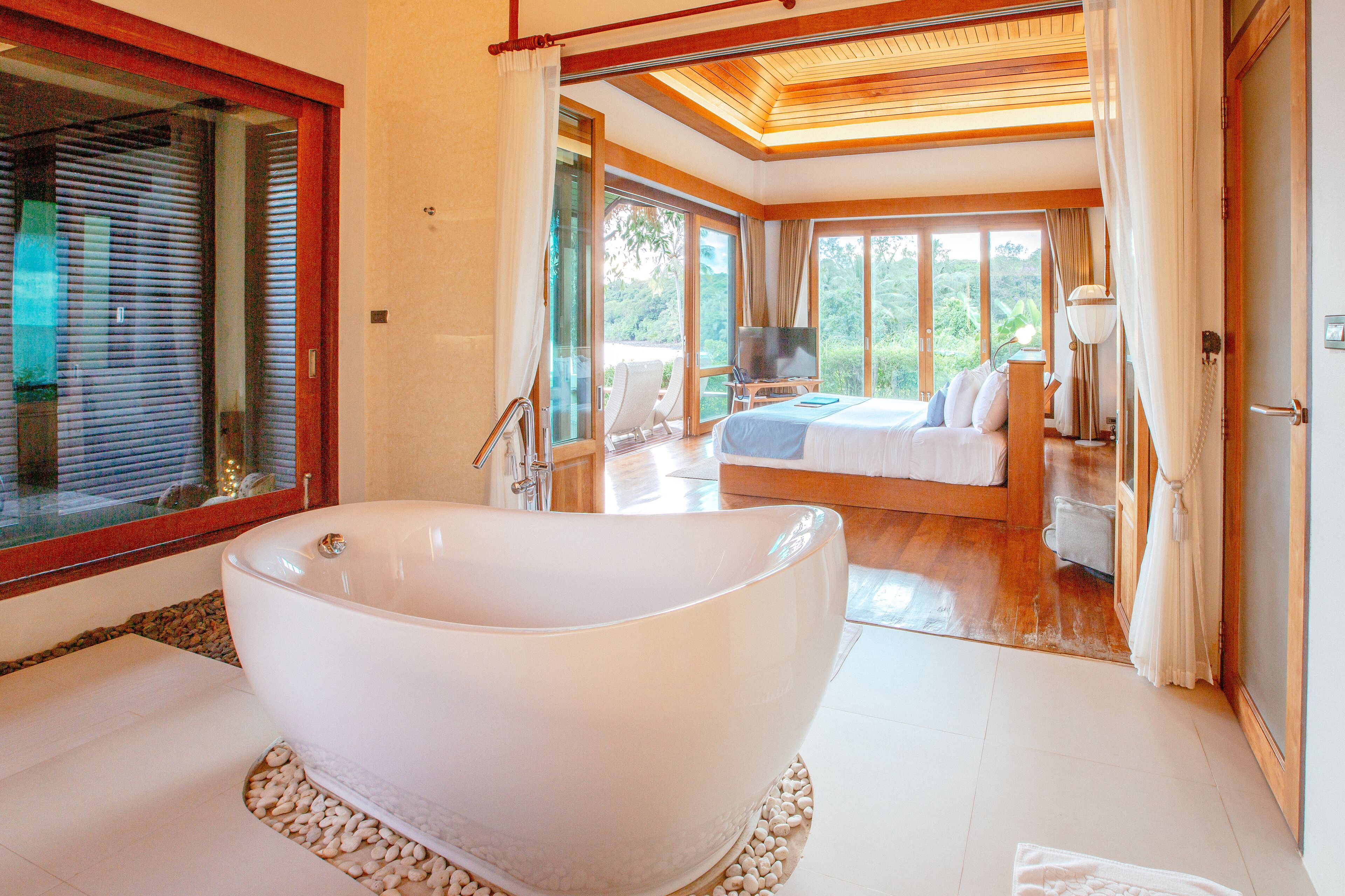 the beach villa  | bathroom | free toiletries, hair dryer, bidet, towels