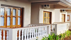 Exterior - Casa De Royal (Vagator)
