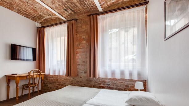 Standard Double Room | Desk, blackout drapes, soundproofing, cribs (free) - Janne Hotel (Riga)