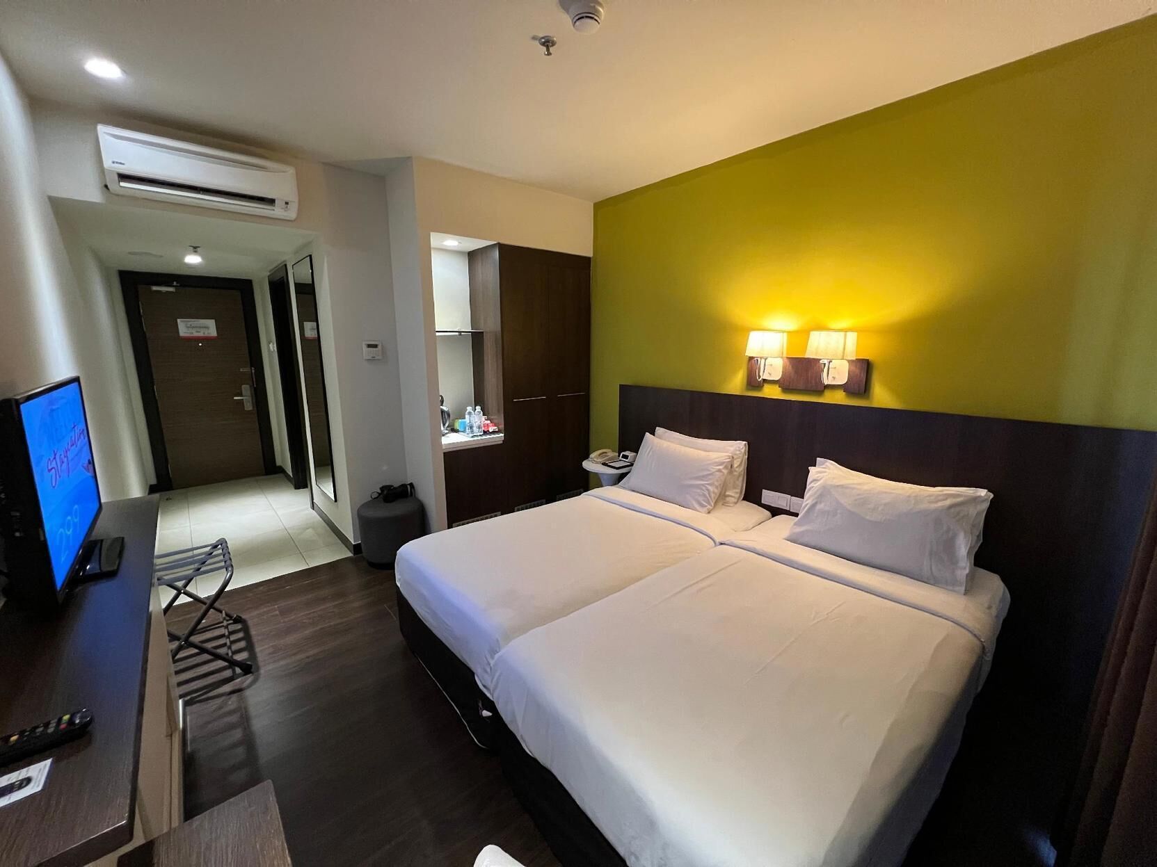Minibar, in-room safe, desk, blackout drapes