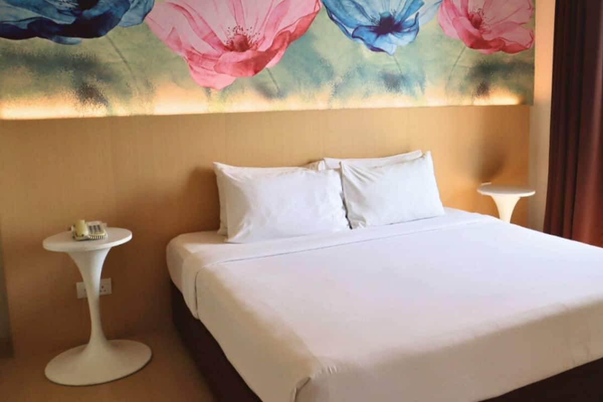 Superior Room, 1 Queen Bed (Executive)