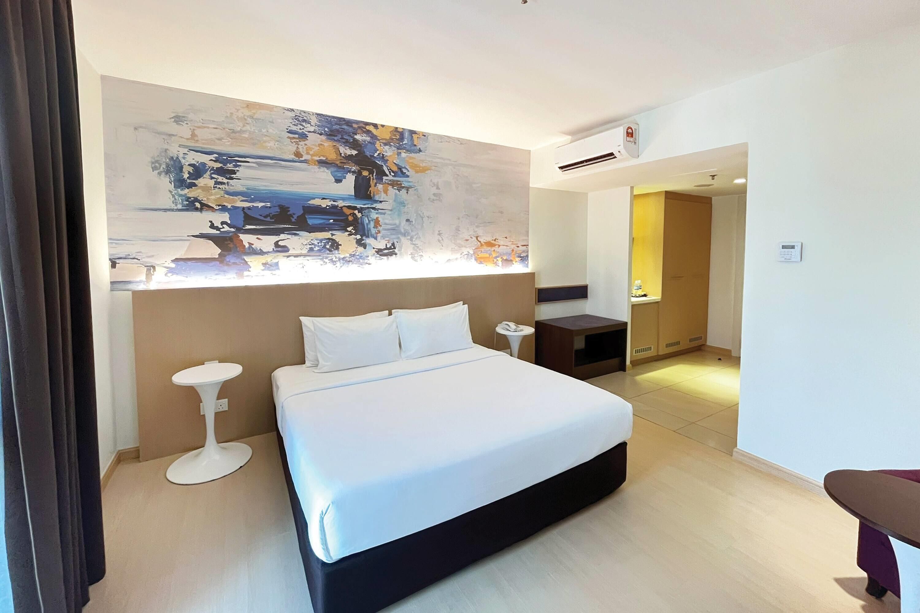 Deluxe Room, 1 King Bed (Executive)