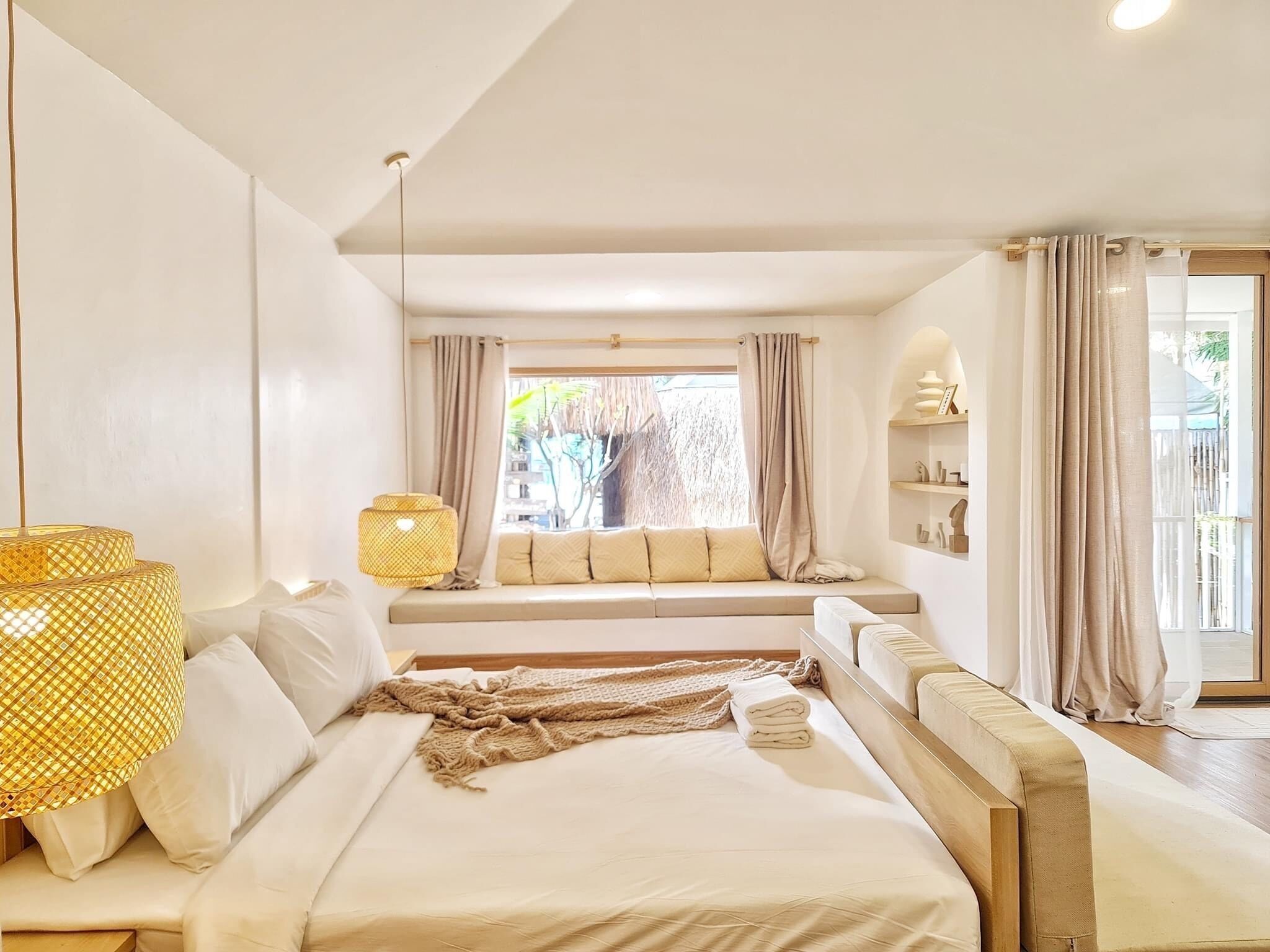 Rollaway beds, bed sheets