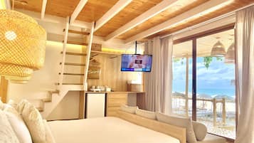 Beachfront Deluxe Bungalow | Rollaway beds, bed sheets