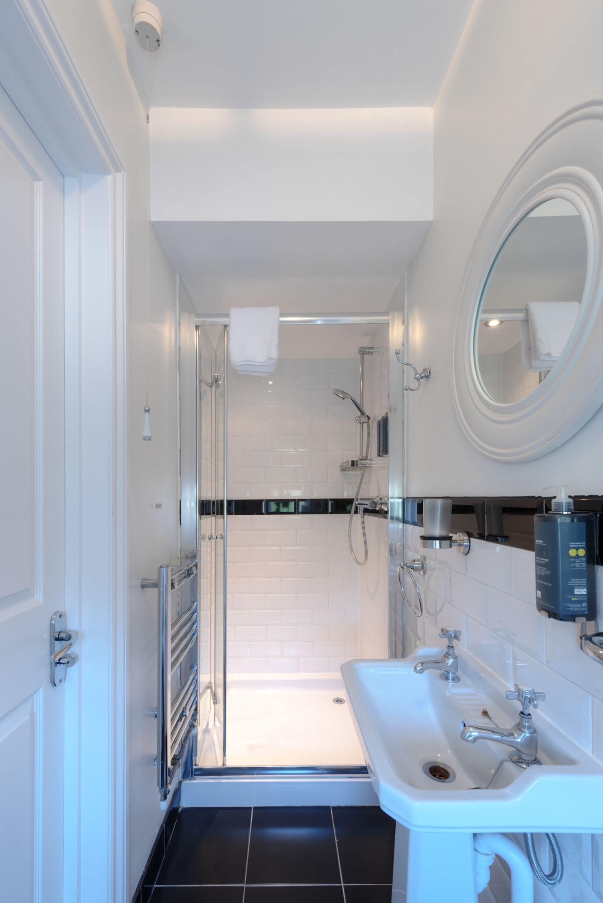 Executive King with Shower | Bathroom