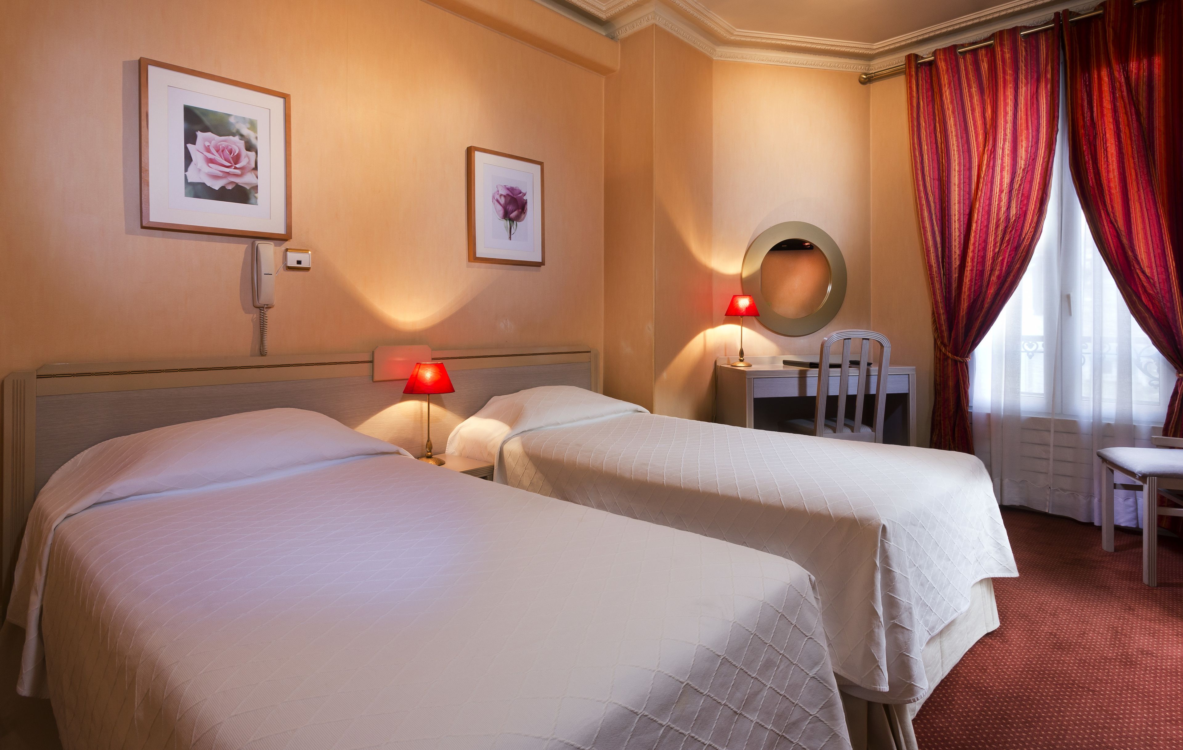 desk, soundproofing, iron/ironing board, free wifi