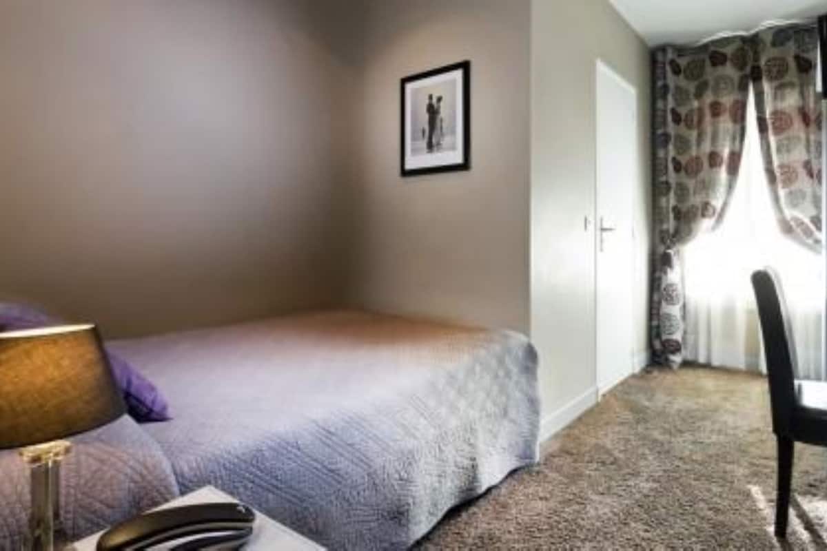 Habitación individual | Escritorio, insonorización, tabla de planchar con plancha y wifi gratis