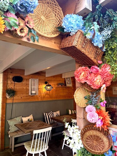 Somerset House Hotel & Restaurant