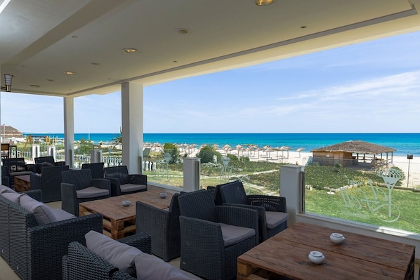 Breakfast, lunch and dinner served - Hotel El Fell (Hammamet)