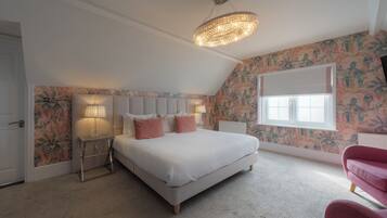 Superior King Room with Shower