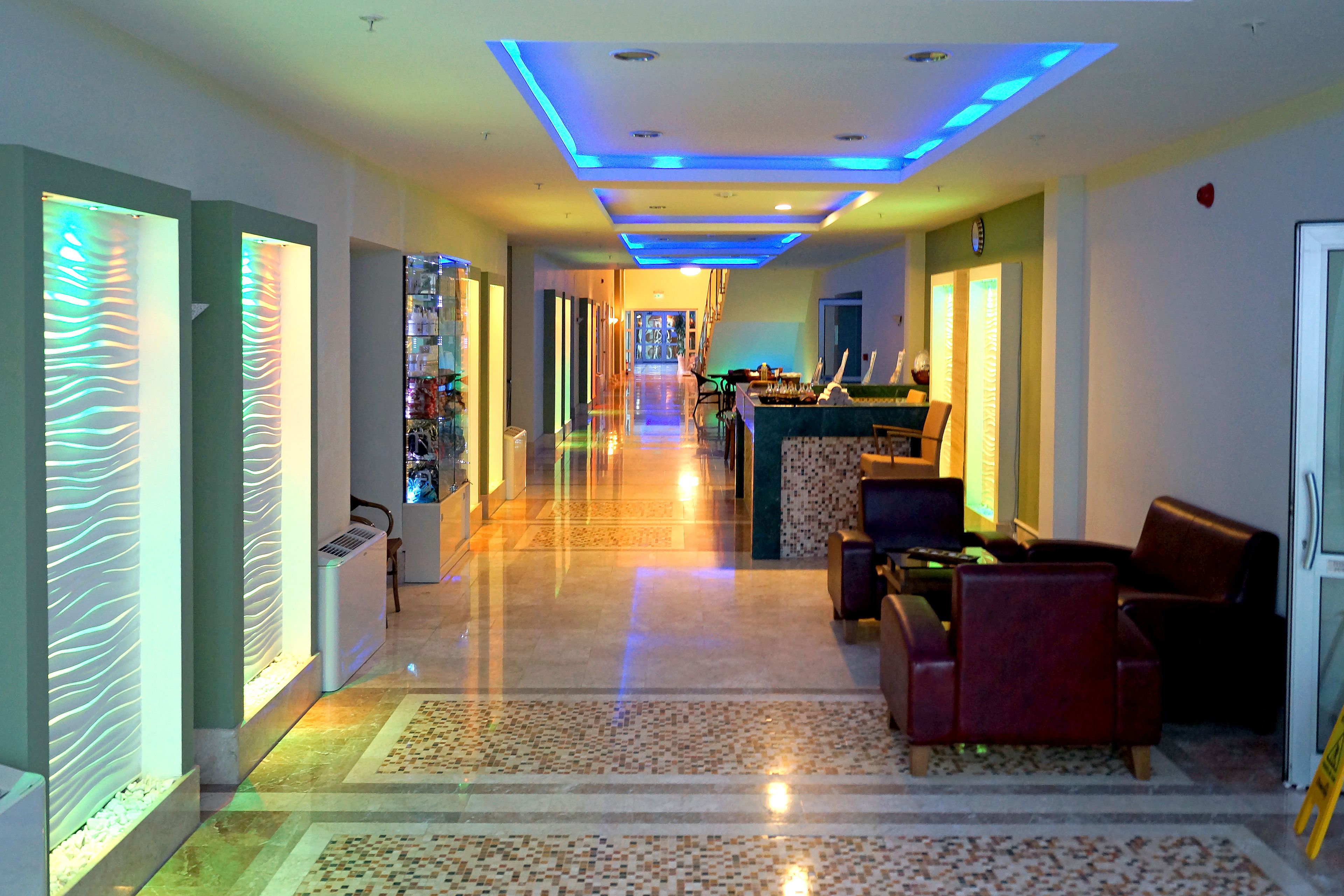 turkish bath/hammam, body treatments, aromatherapy, deep-tissue massages