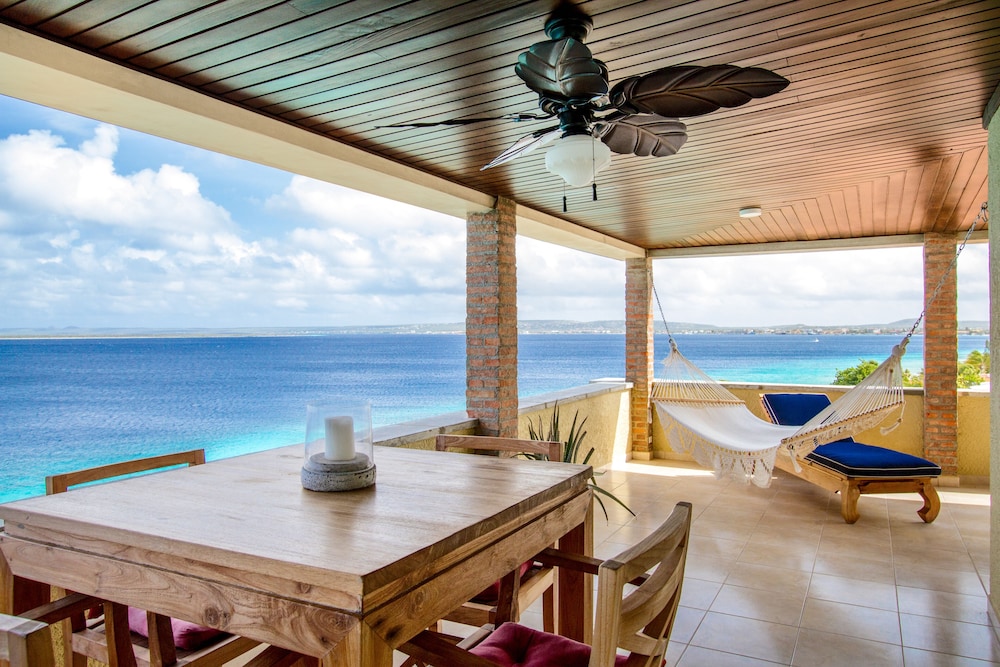 The Bellafonte Bonaire by null