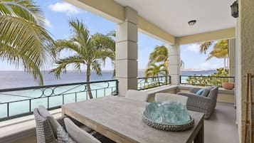 Senior Suite, Ocean View | Balcony