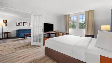 Ropa de cama de alta calidad y escritorio