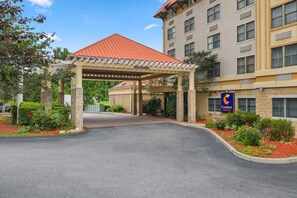 Exterior - Comfort Suites Near Casinos Norwich-Uncasville CT (Norwich)