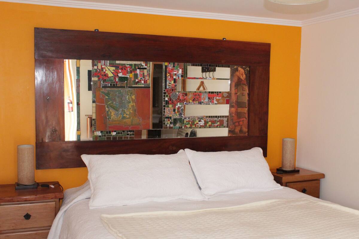 Premium bedding, minibar, individually decorated, free WiFi