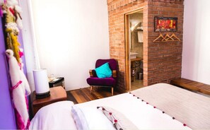 Premium bedding, minibar, individually decorated, free WiFi