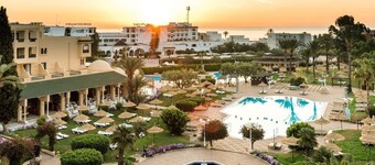 ทาวี่ ซันเนี้ยว รอยัล เคนซ์