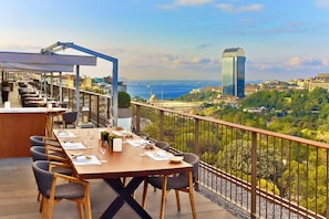 2 restaurants, French cuisine