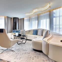 Suite, 1 Bedroom, Non Smoking, Park View (Balcony) | Premium bedding, down comforters, Tempur-Pedic beds, minibar