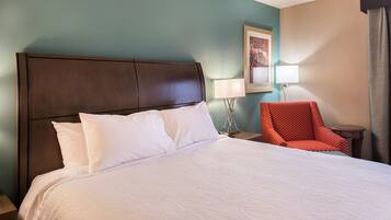 Premium bedding, in-room safe, laptop workspace, blackout drapes