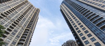 Maplewood Suites - Square One