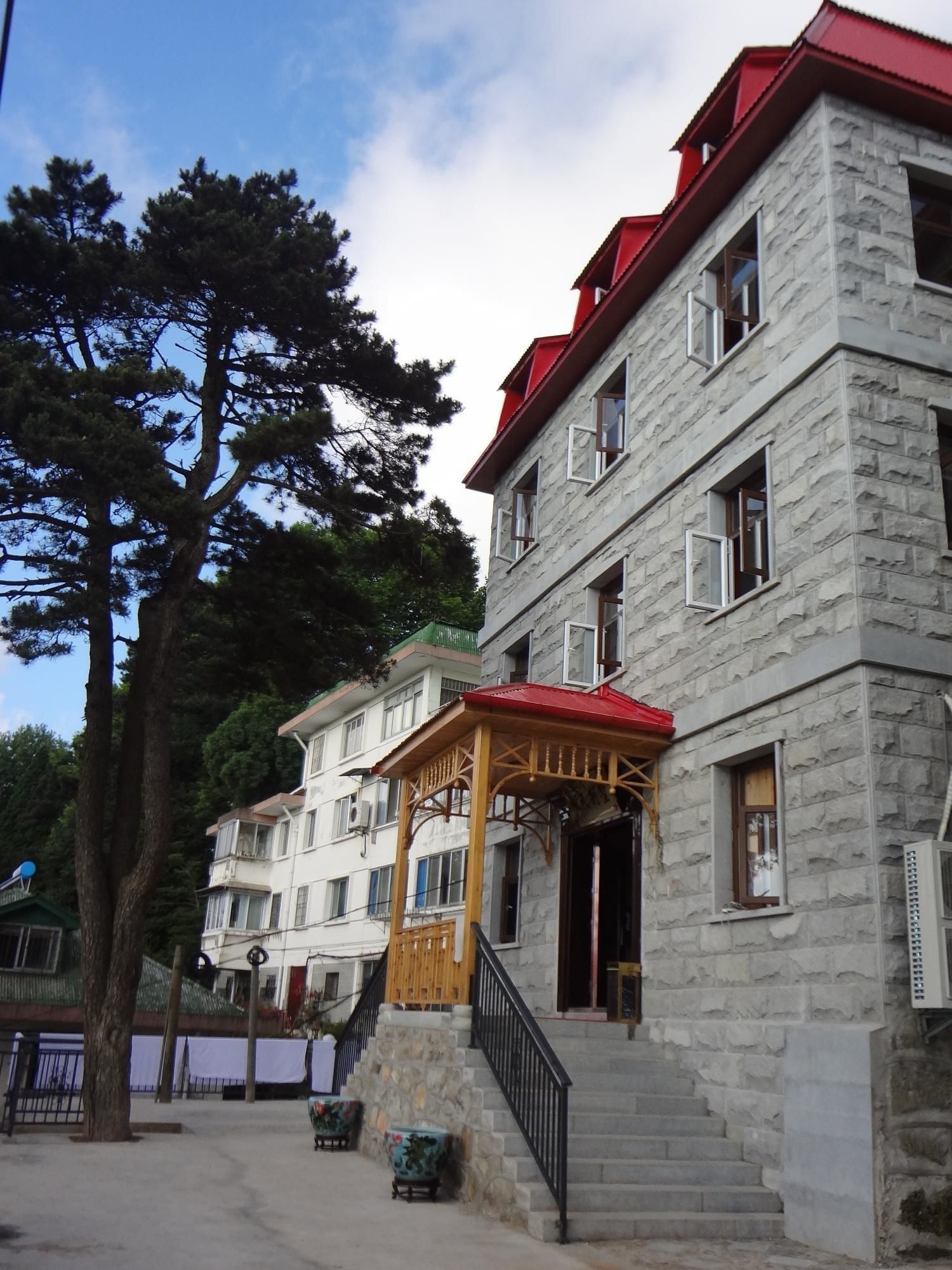 4 Star Hotels