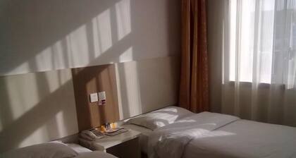 Y-yuan Guesthouse