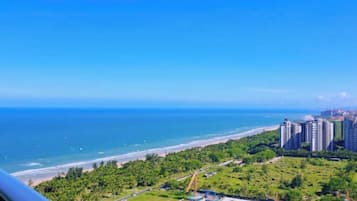 Vue depuis lâhĂ©bergement